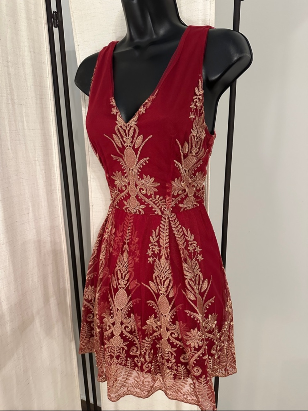 Altar’d State Burgundy Gold Embassy Embroidered Sleeveless Mini Dress S